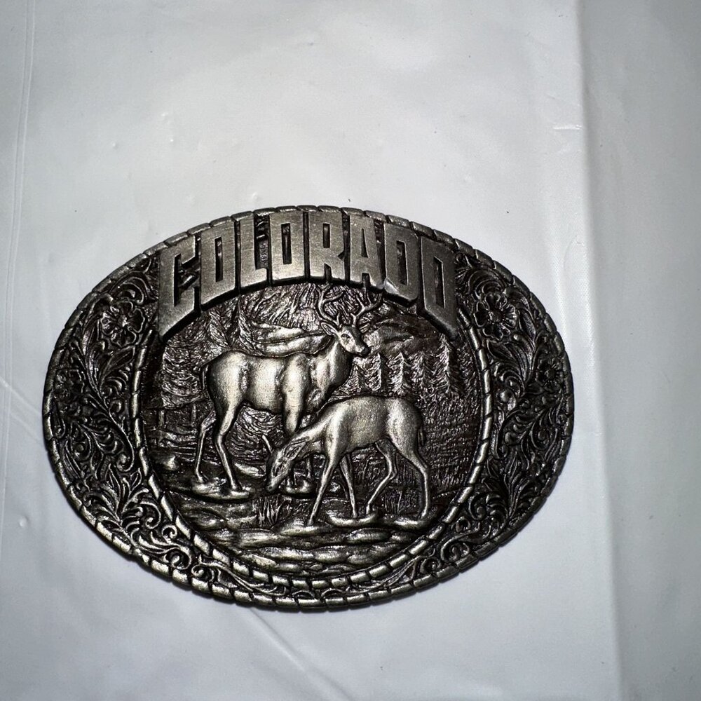 Vintage 1983 Indiana Metal Craft Colorado Deer Scene Oval Silver Belt Buckle